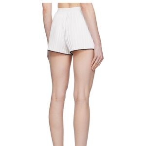 JACQUEMUS
White Les Sculptures 'Le short maille plissé